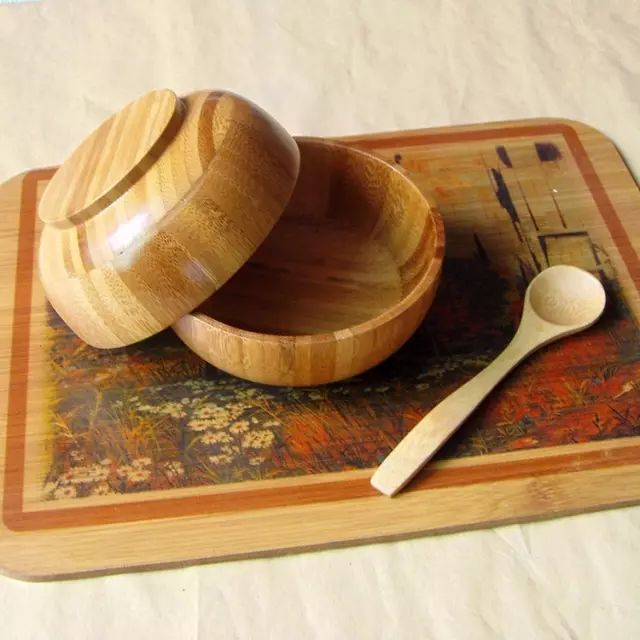 Bamboo tableware